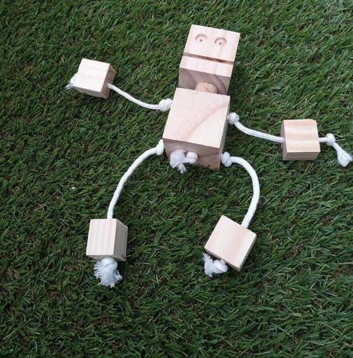 JUGUETE ROBOT PARA CONEJOS  